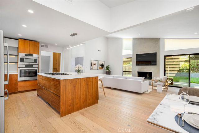 22250 Capulin Court, Woodland Hills, CA 91364