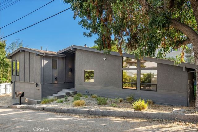 22250 Capulin Court, Woodland Hills, CA 91364