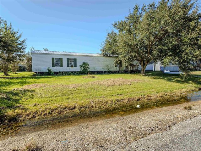 2352 Salmon Street, Lake Charles, LA 70605