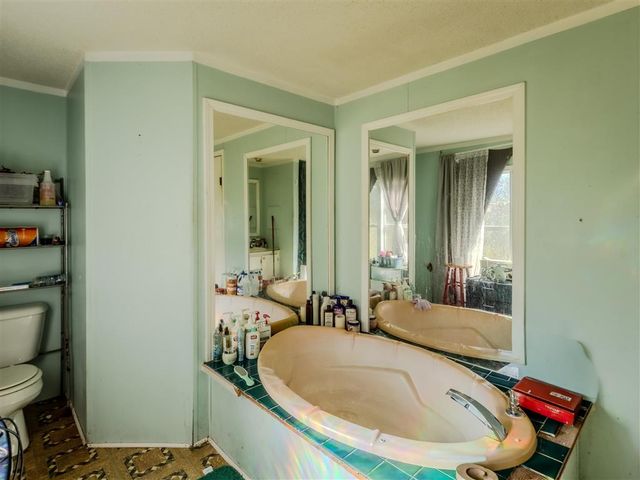 2352 Salmon Street, Lake Charles, LA 70605