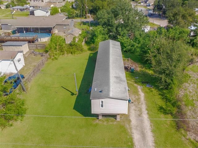 2352 Salmon Street, Lake Charles, LA 70605