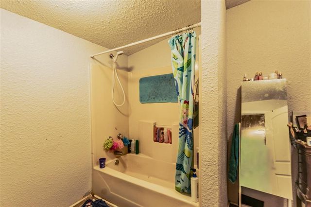 2352 Salmon Street, Lake Charles, LA 70605