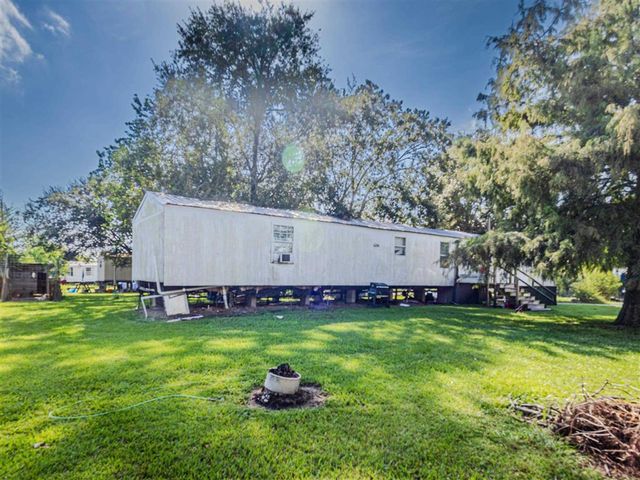 2352 Salmon Street, Lake Charles, LA 70605