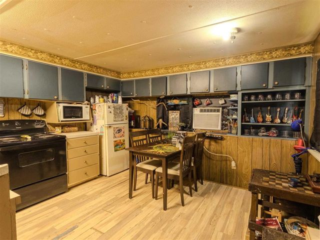 2352 Salmon Street, Lake Charles, LA 70605