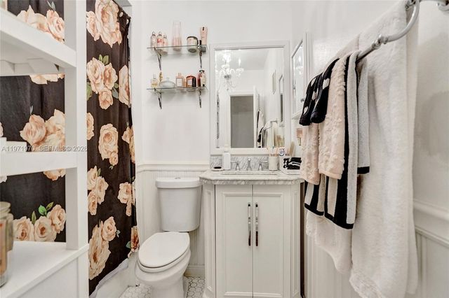 14681 Poplar Hill Ct, Davie, FL 33325