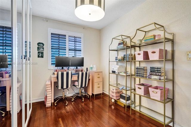 14681 Poplar Hill Ct, Davie, FL 33325