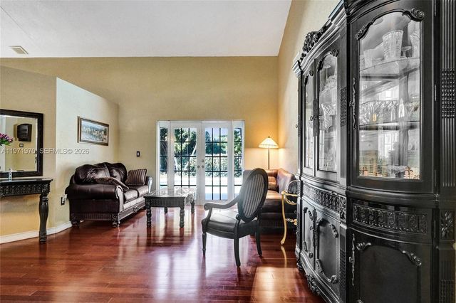 14681 Poplar Hill Ct, Davie, FL 33325