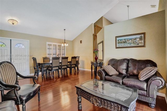 14681 Poplar Hill Ct, Davie, FL 33325