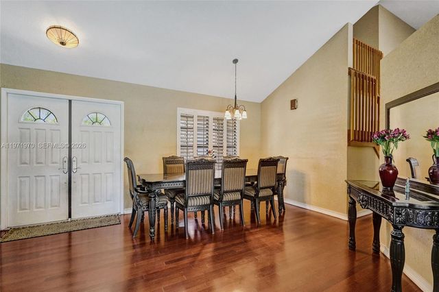 14681 Poplar Hill Ct, Davie, FL 33325