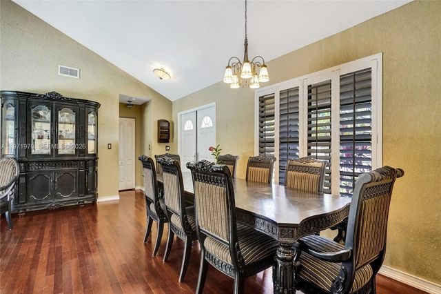 14681 Poplar Hill Ct, Davie, FL 33325