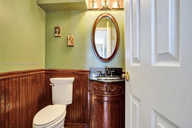 14681 Poplar Hill Ct, Davie, FL 33325