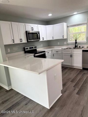 8105 Exchange Street, Gautier, MS 39553