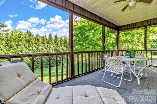 218 Brown Road, Hendersonville, NC 28791