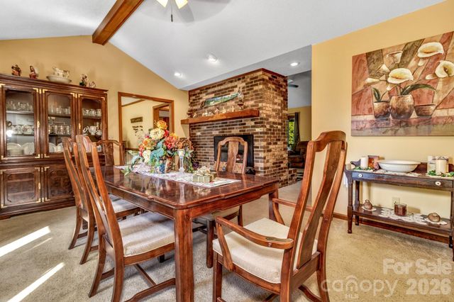 218 Brown Road, Hendersonville, NC 28791