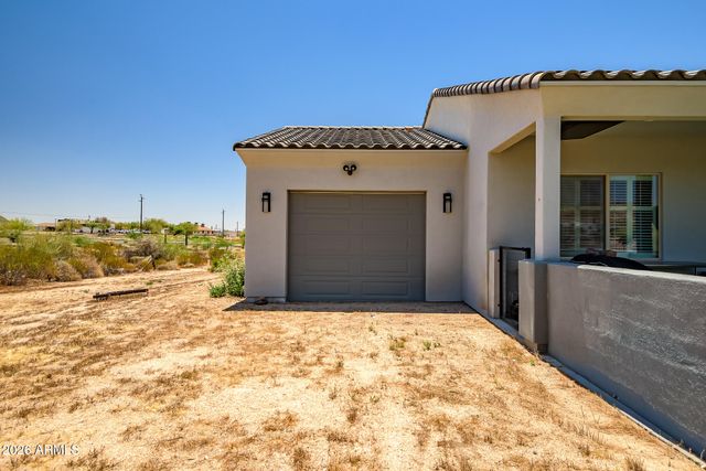 48129 N 15TH Avenue, New River, AZ 85087