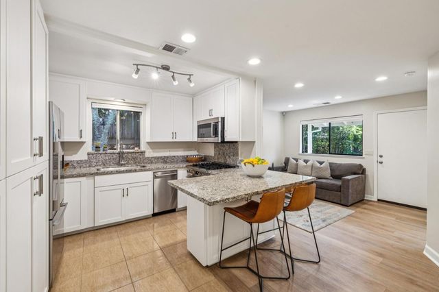 140 Dean Road, Woodside, CA 94062