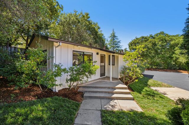 140 Dean Road, Woodside, CA 94062