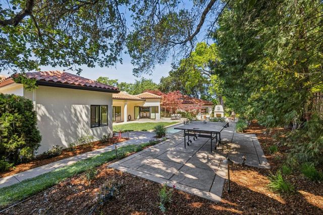 140 Dean Road, Woodside, CA 94062