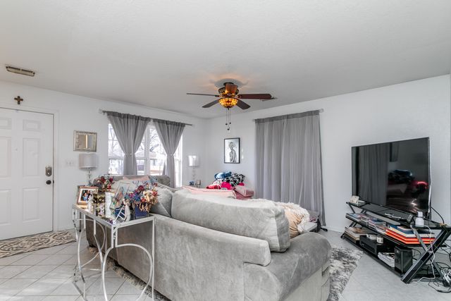 3509 WESTWIND DR, Columbia, MO 65202