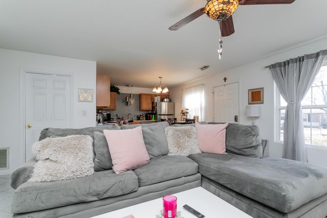 3509 WESTWIND DR, Columbia, MO 65202