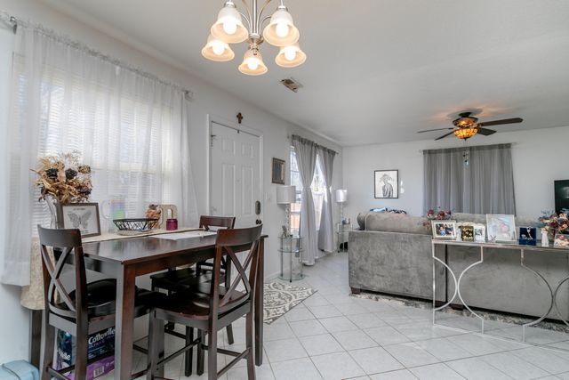 3509 WESTWIND DR, Columbia, MO 65202