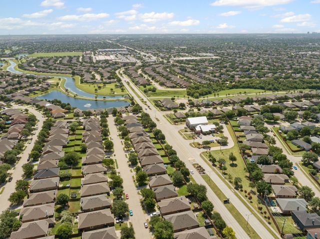 2328 Aurora Drive, Little Elm, TX 75068