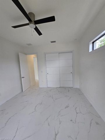 3943 16th AVE NE, Naples, FL 34120