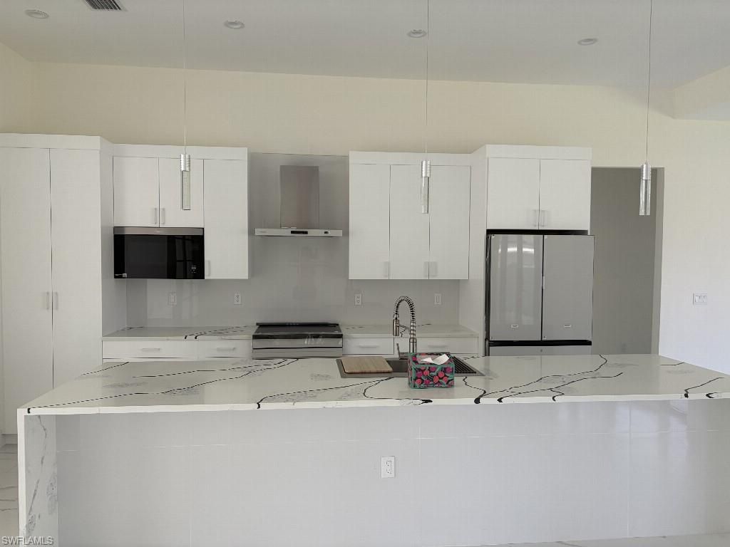 3943 16th AVE NE, NAPLES, FL 34120 — photo 4