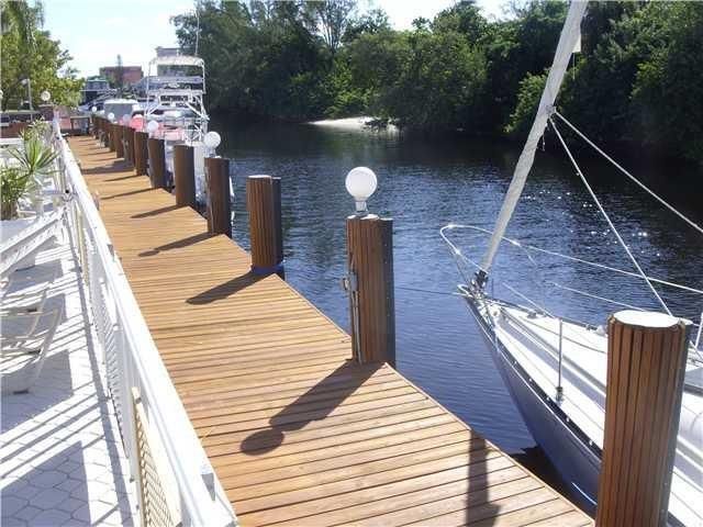 2800 NE 14th St 217, Pompano Beach, FL 33062