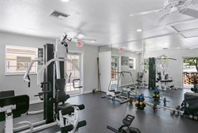2800 NE 14th St 217, Pompano Beach, FL 33062