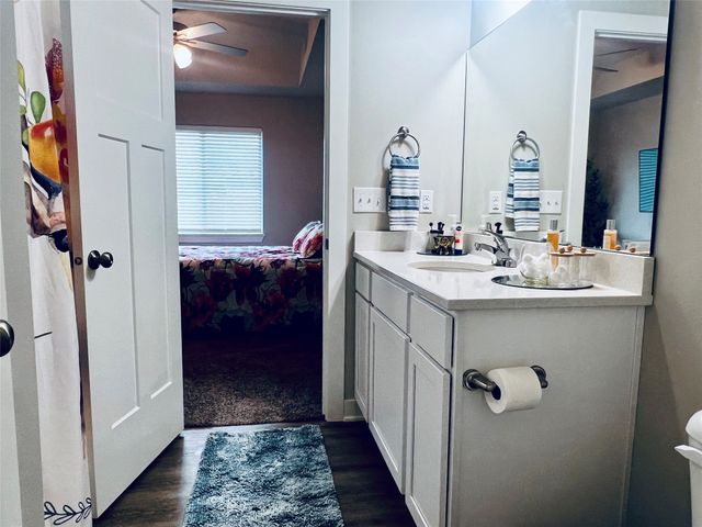 2944 Prairieside Place, Norwalk, IA 50211