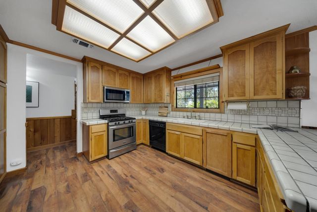 20127 Brushy Ridge Trl, Colfax, CA 95713
