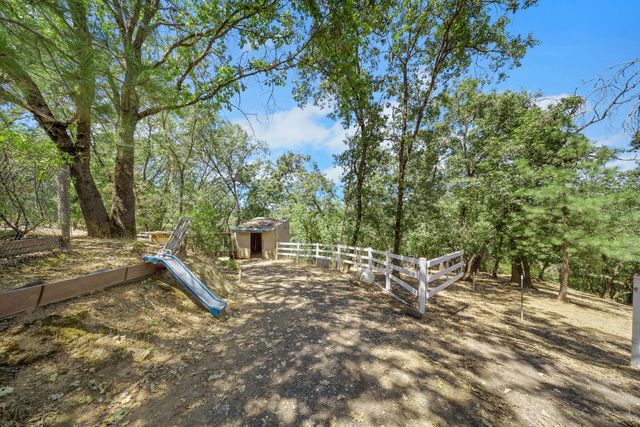 20127 Brushy Ridge Trl, Colfax, CA 95713