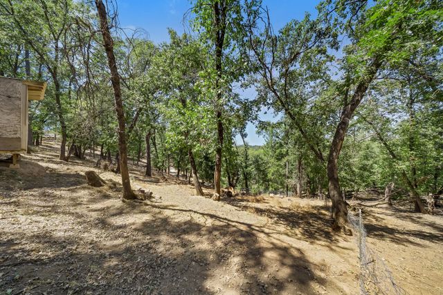 20127 Brushy Ridge Trl, Colfax, CA 95713