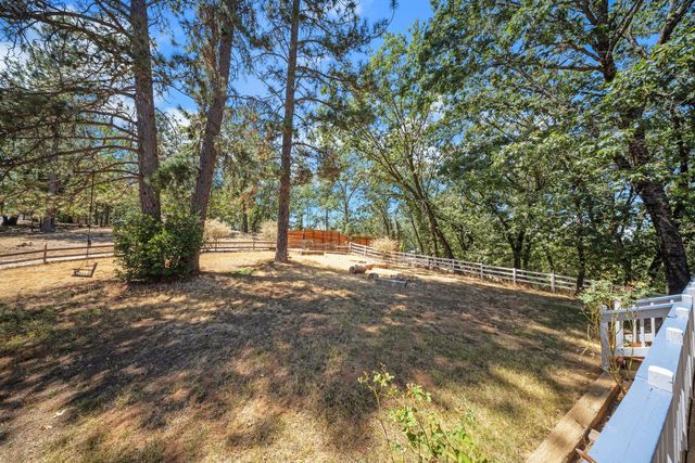 20127 Brushy Ridge Trl, Colfax, CA 95713