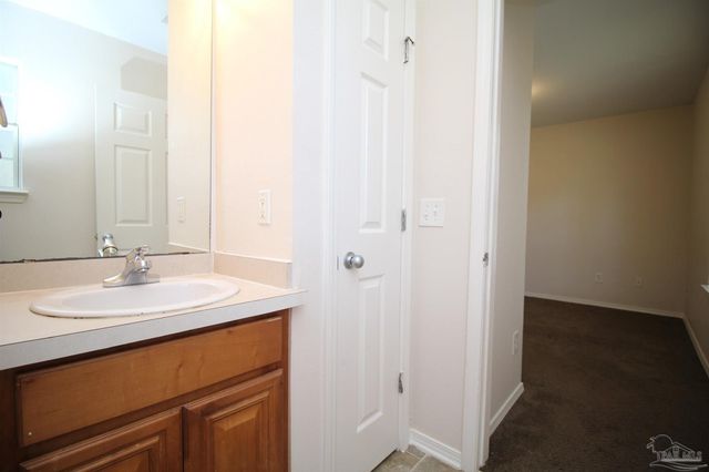 6954 Woodley Dr B, Pensacola, FL 32503