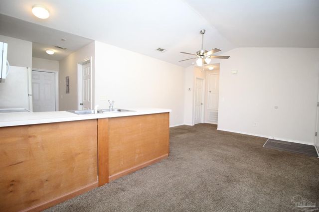 6954 Woodley Dr B, Pensacola, FL 32503