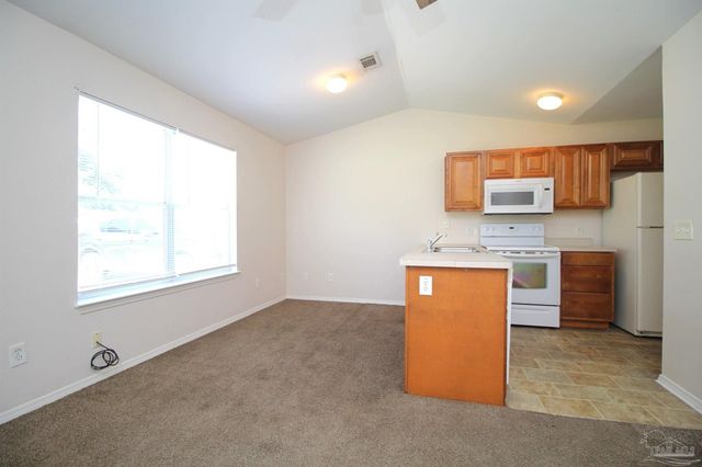 6954 Woodley Dr B, Pensacola, FL 32503