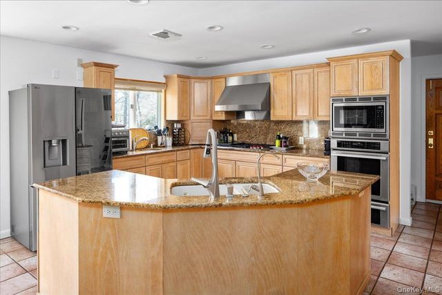 90 Belvedere Drive, Oyster Bay Cove, NY 11791