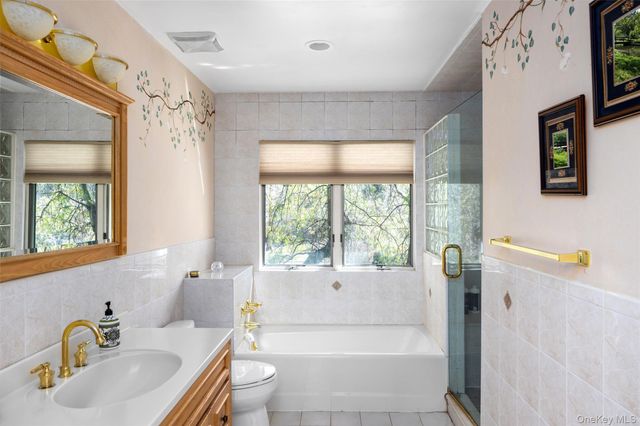 90 Belvedere Drive, Oyster Bay Cove, NY 11791