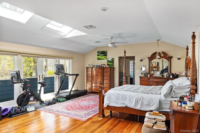 90 Belvedere Drive, Oyster Bay Cove, NY 11791