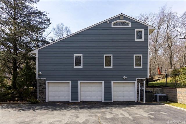 90 Belvedere Drive, Oyster Bay Cove, NY 11791