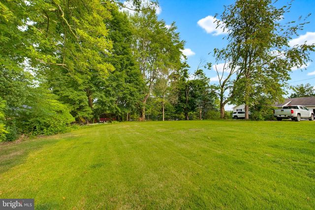 525 FAIRFAX RD, York, PA 17404