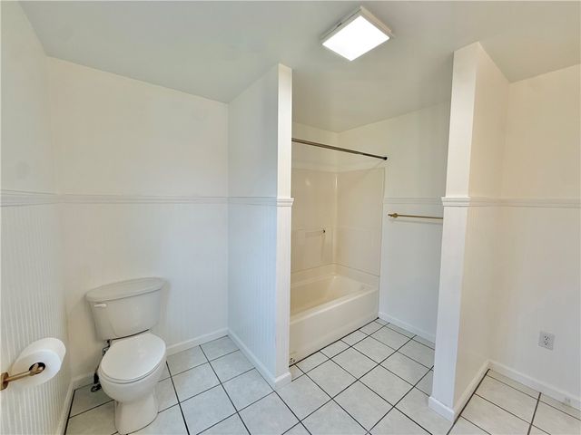 228 E Sheridan Ave, New Castle, PA 16105