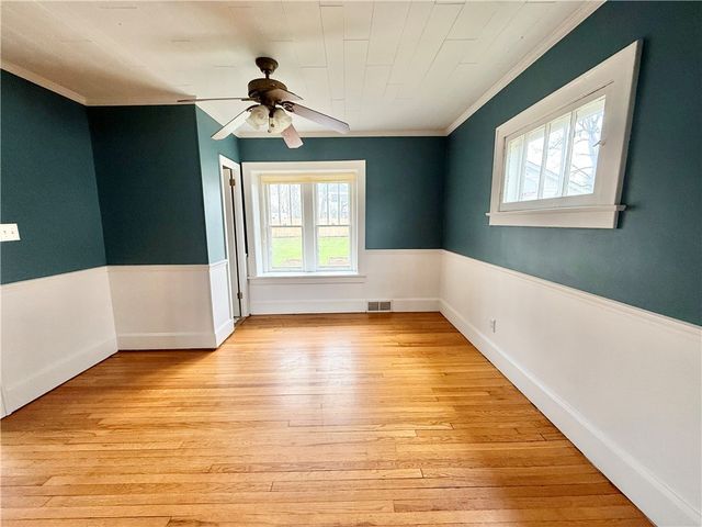 228 E Sheridan Ave, New Castle, PA 16105