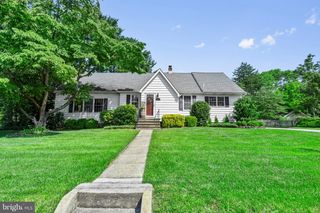 5 CENTRAL AVE, Pitman, NJ 08071