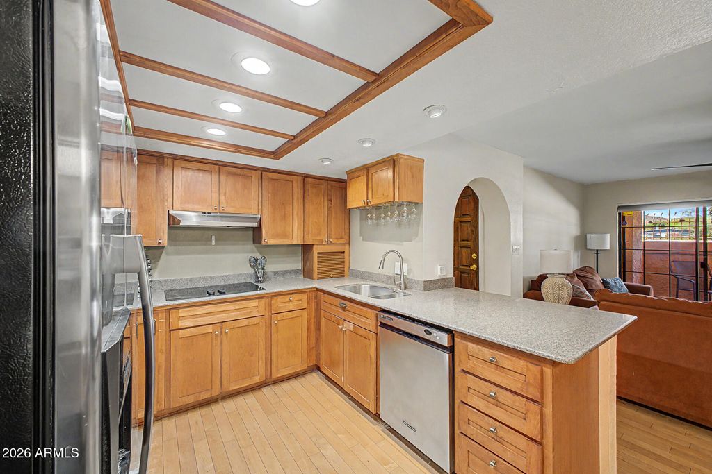 10410 N CAVE CREEK Road 1027, Phoenix, AZ 85020 — photo 4