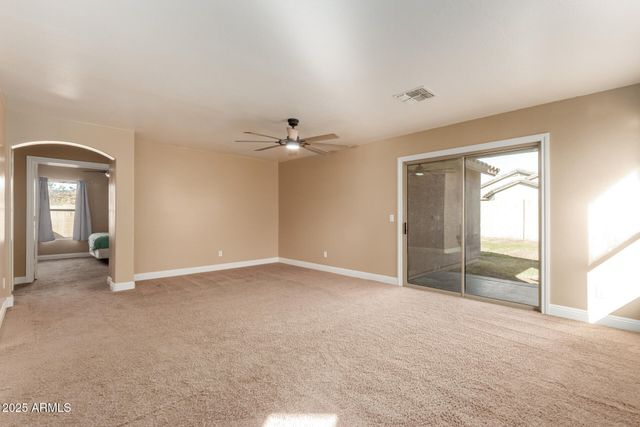 1130 E CHELSEA Drive, San Tan Valley, AZ 85140