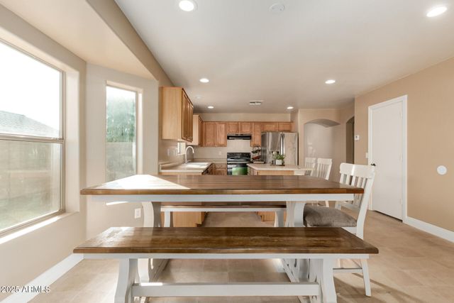 1130 E CHELSEA Drive, San Tan Valley, AZ 85140