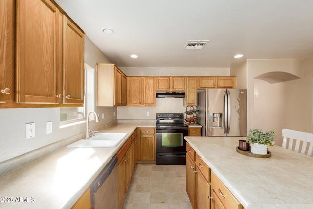 1130 E CHELSEA Drive, San Tan Valley, AZ 85140